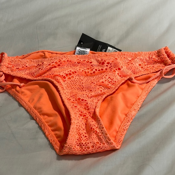 Gorgeous Mossimo True String Bikini - Picture 1 of 5